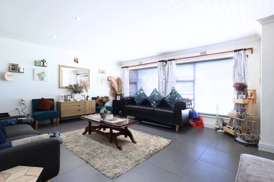 To Let 3 Bedroom Property for Rent in Wellington North Western Cape